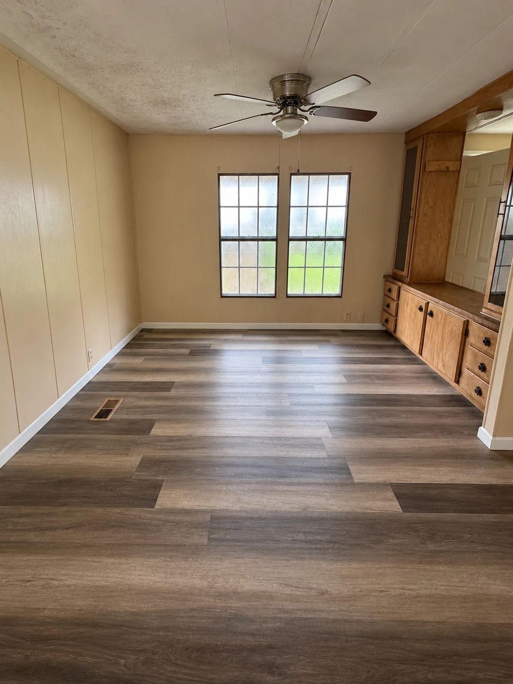 Dining room, Klug Pines, Shreveport