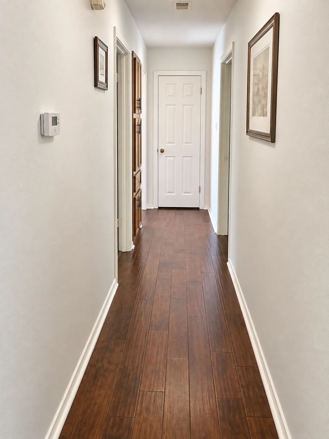 Hallway, New Castle area, southwest Shreveport (71129)